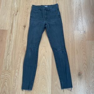 Madewell 9” high-rise black skinny jeans 27T